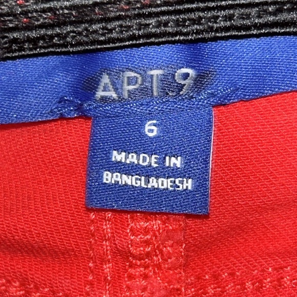 Apt. 9 Women's Red Skinny Jeans - Picture 7 of 14